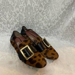 Bally Animal Print Flats Size 39